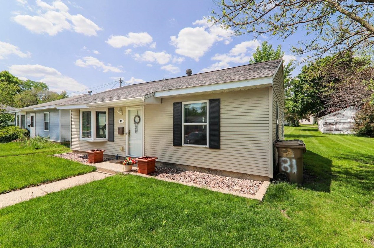 81 Craig Ave, Madison WI  53705-1335 exterior