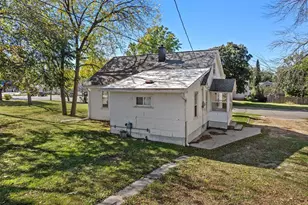 820 Vine St, Wisconsin Dells, WI 53965 - Photo 36