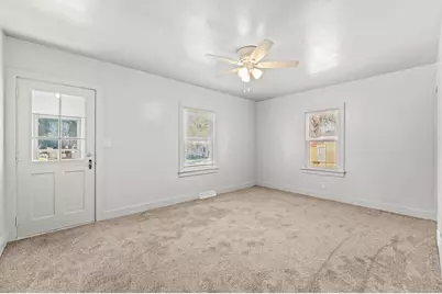 820 Vine Street, Wisconsin Dells, WI 53965 - Photo 10