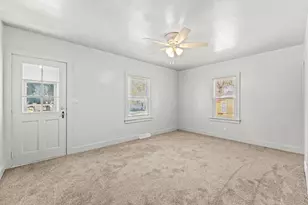 820 Vine St, Wisconsin Dells, WI 53965 - Photo 10