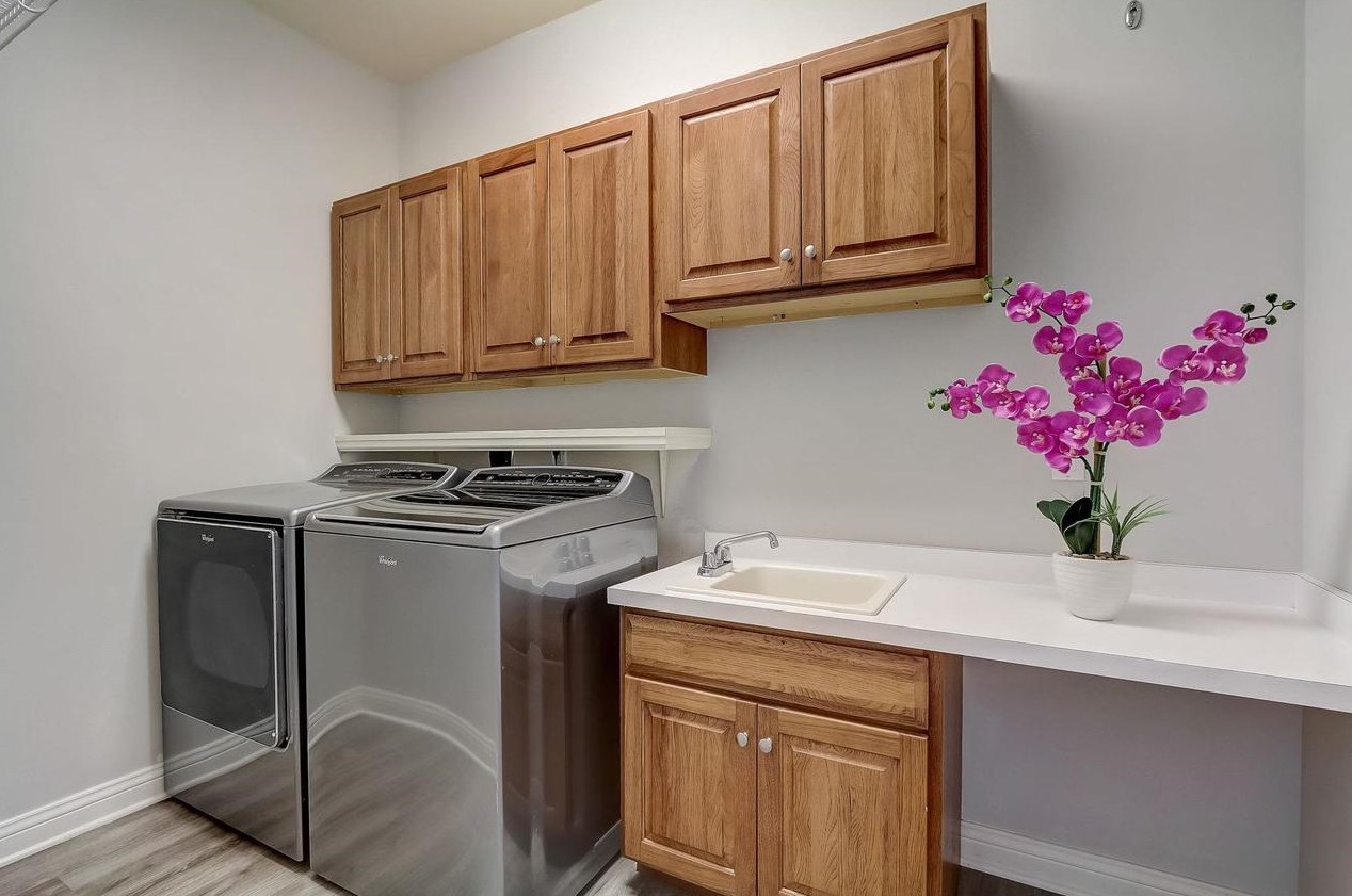 43 Hawk Feather Cir, Madison WI  53717-2744 exterior