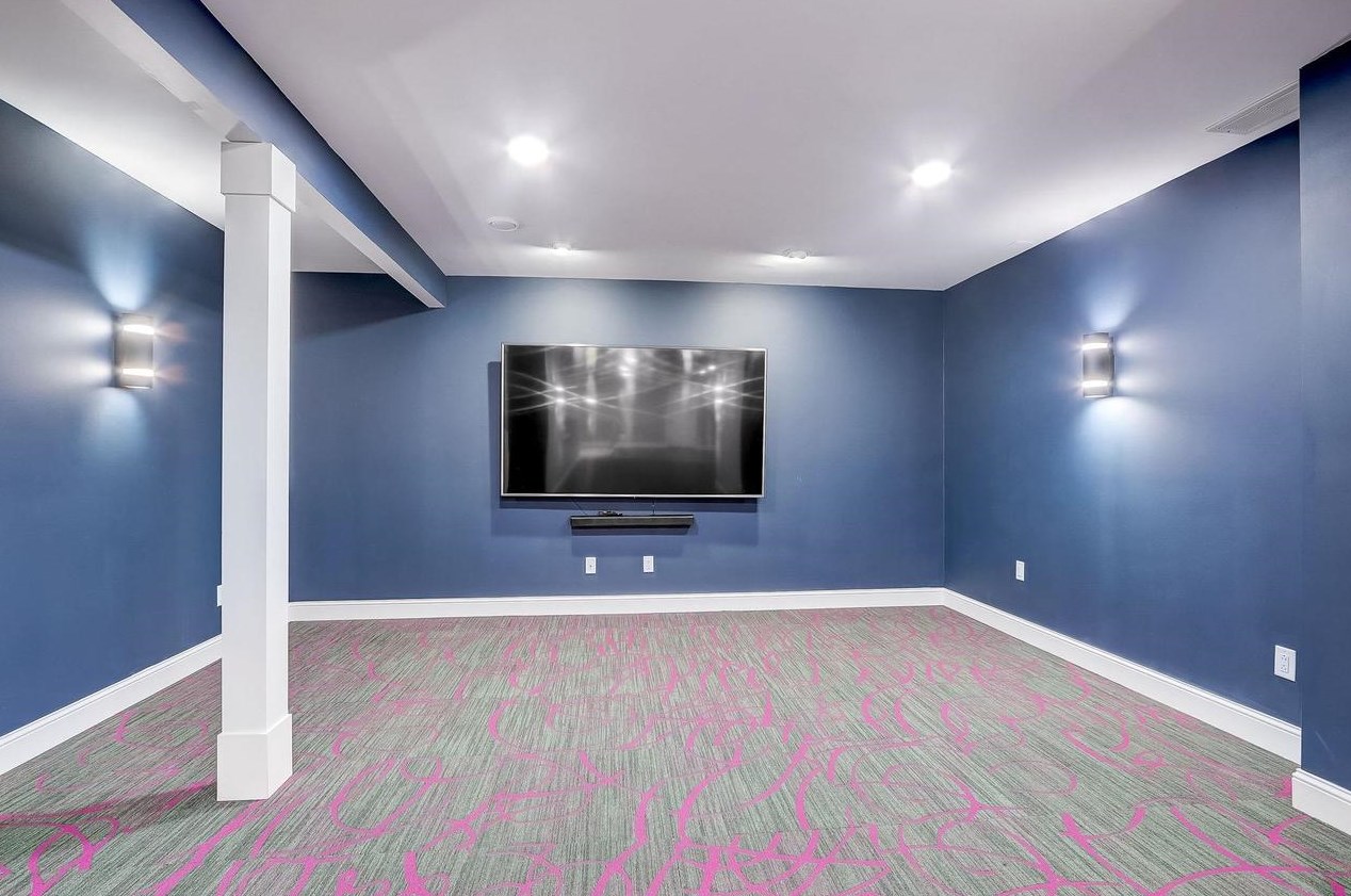 43 Hawk Feather Cir, Madison WI  53717-2744 exterior