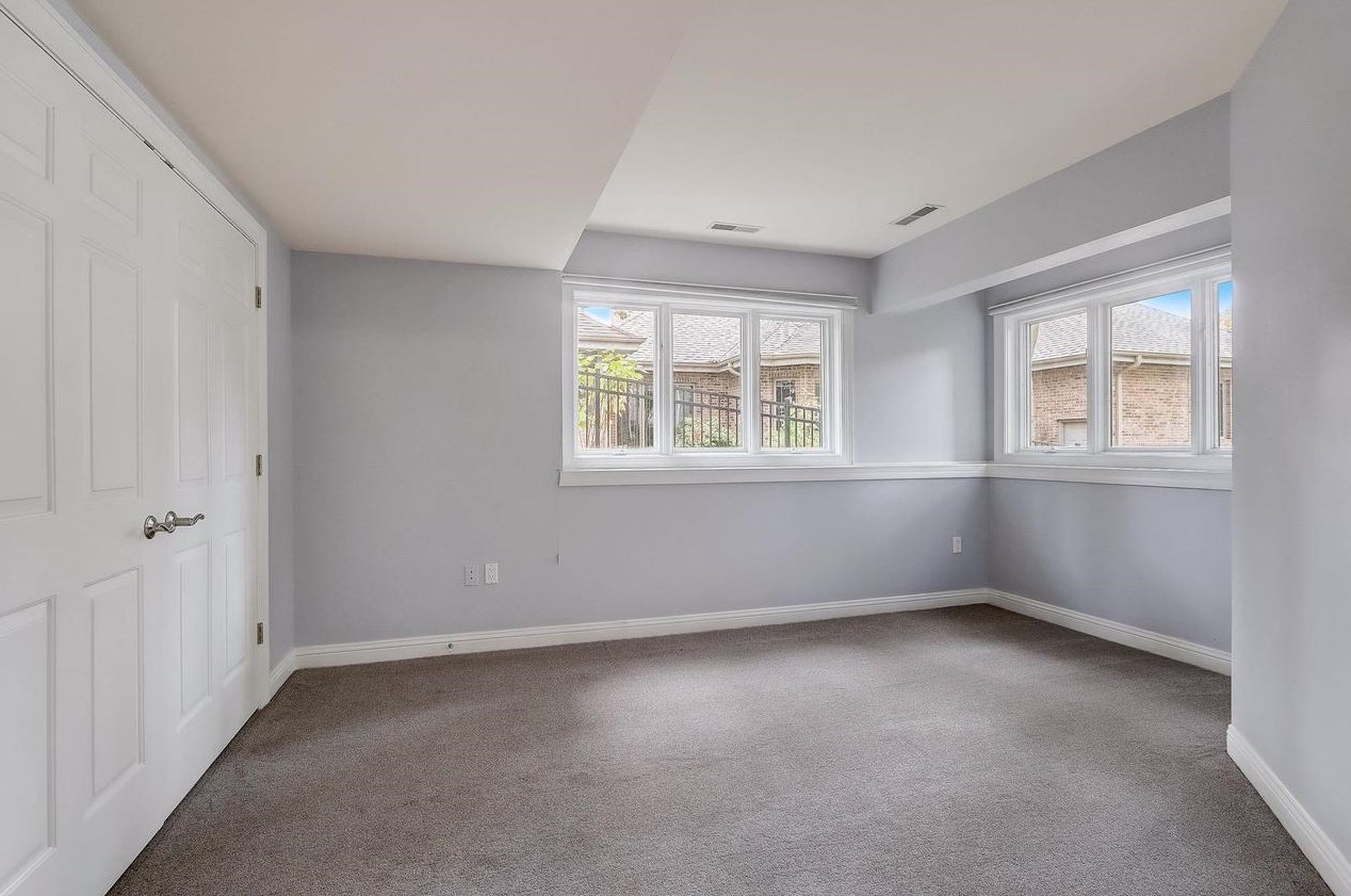 43 Hawk Feather Cir, Madison WI  53717-2744 exterior