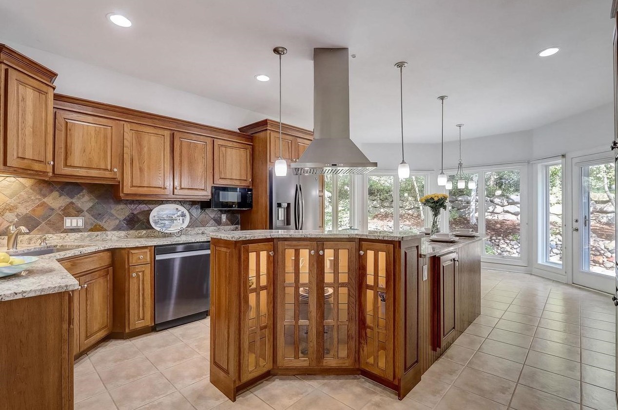 43 Hawk Feather Cir, Madison WI  53717-2744 exterior