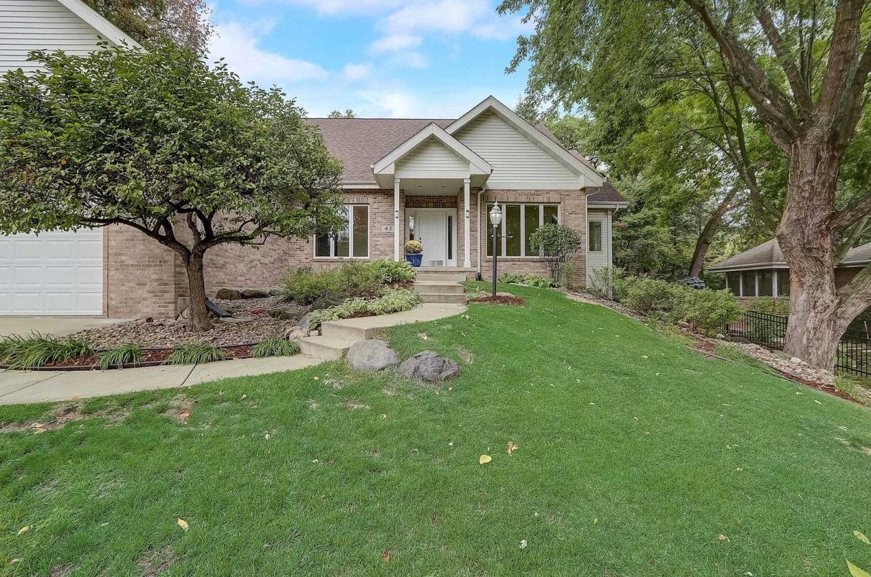 43 Hawk Feather Cir, Madison WI  53717-2744 exterior