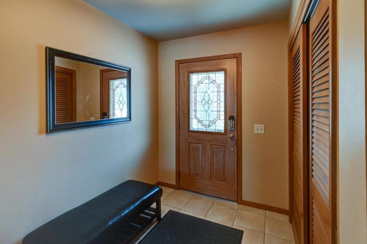 1106 Hathaway Dr, Madison, WI 53711-3137
