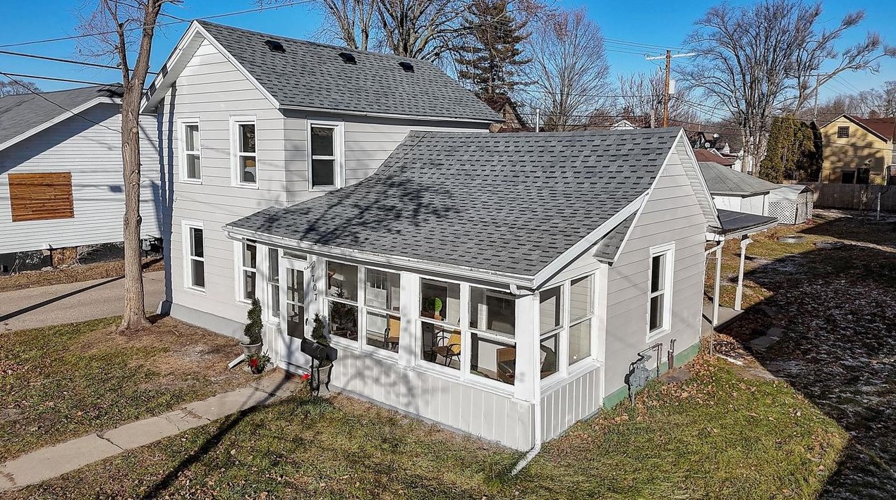 707 Dewitt St, Portage, WI 53901