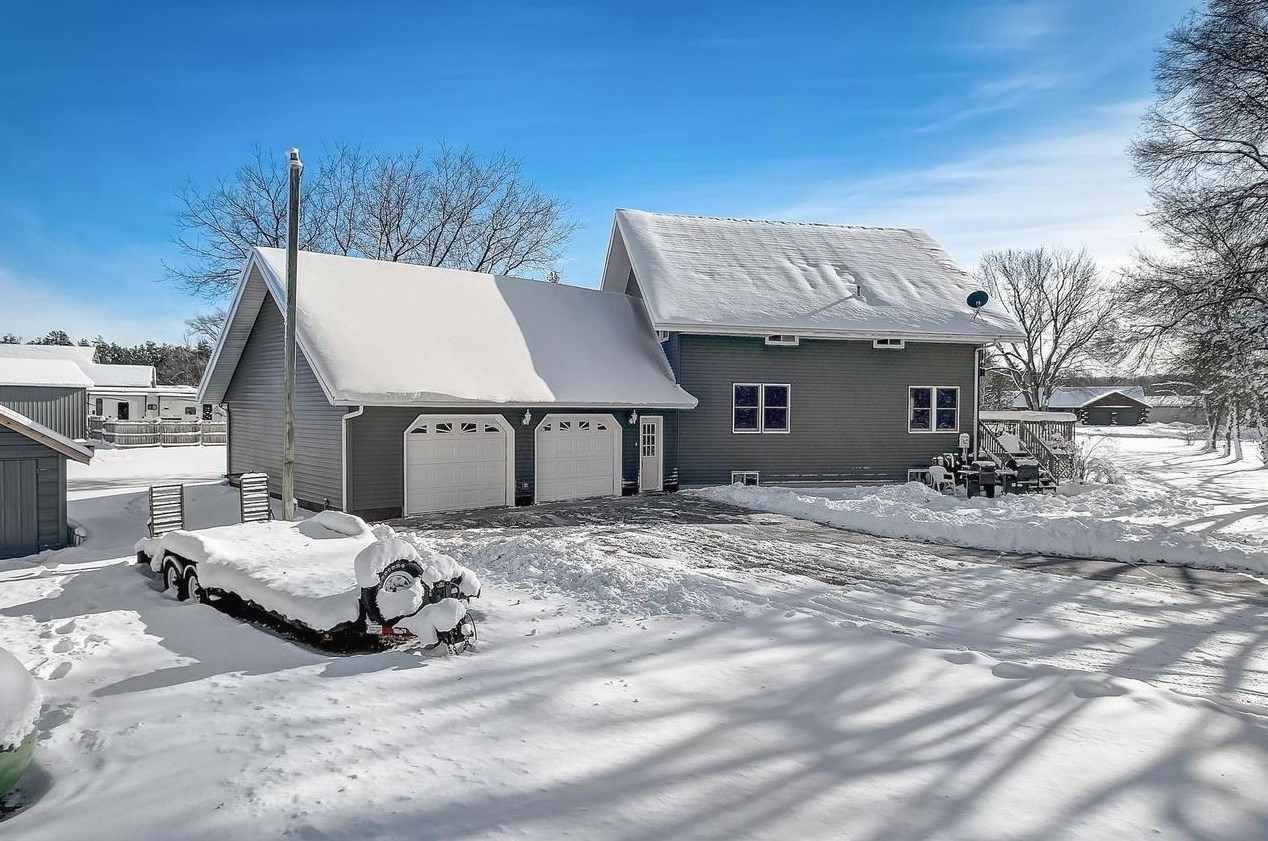 7427 Lexington Rd, Arena, WI 53503-9357