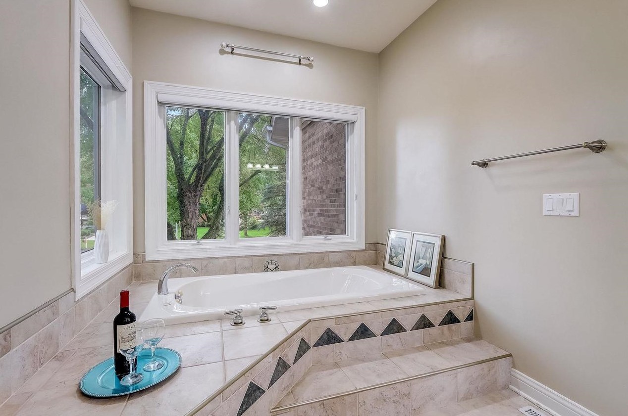 43 Hawk Feather Cir, Madison WI  53717-2744 exterior