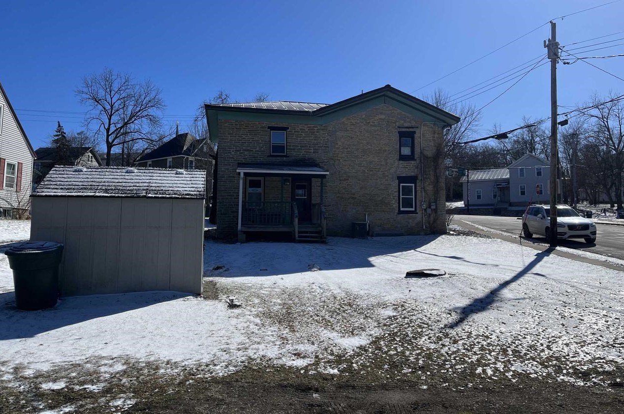 214 Jefferson St, Ripon, WI 54971-1320