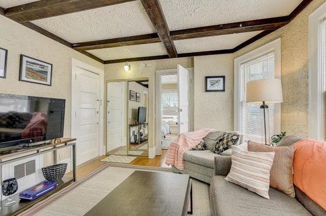 214 Henry St, Madison WI 53703-3608 exterior