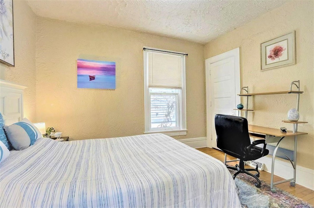 214 Henry St, Madison WI 53703-3608 exterior