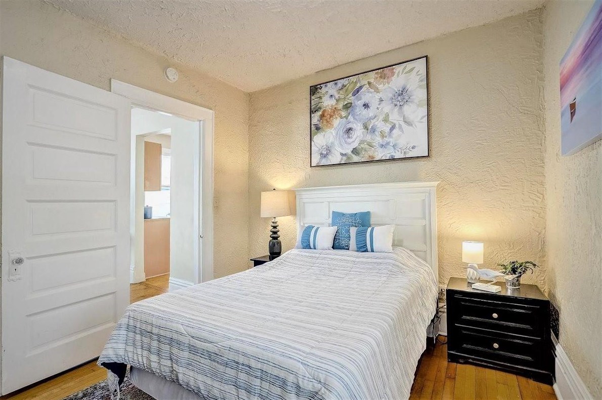 214 Henry St, Madison WI 53703-3608 exterior