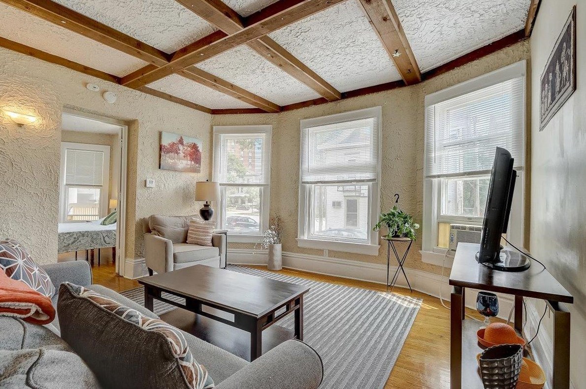 214 Henry St, Madison WI 53703-3608 exterior