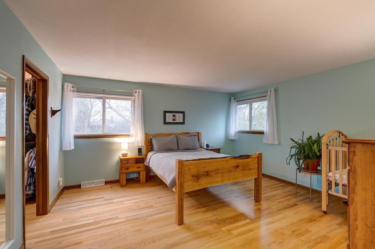 4906 Ralph Cir, Madison WI  53714-2634 exterior