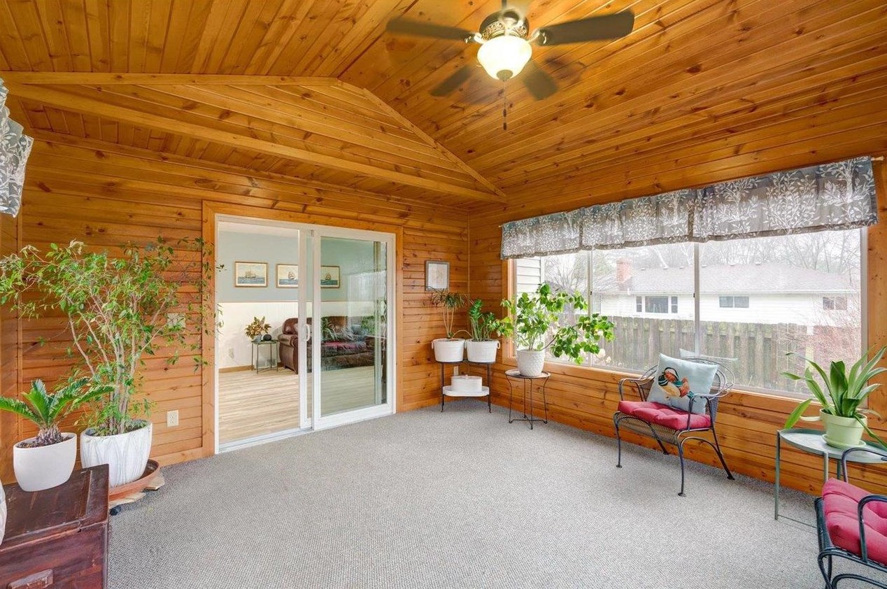 4906 Ralph Cir, Madison WI  53714-2634 exterior