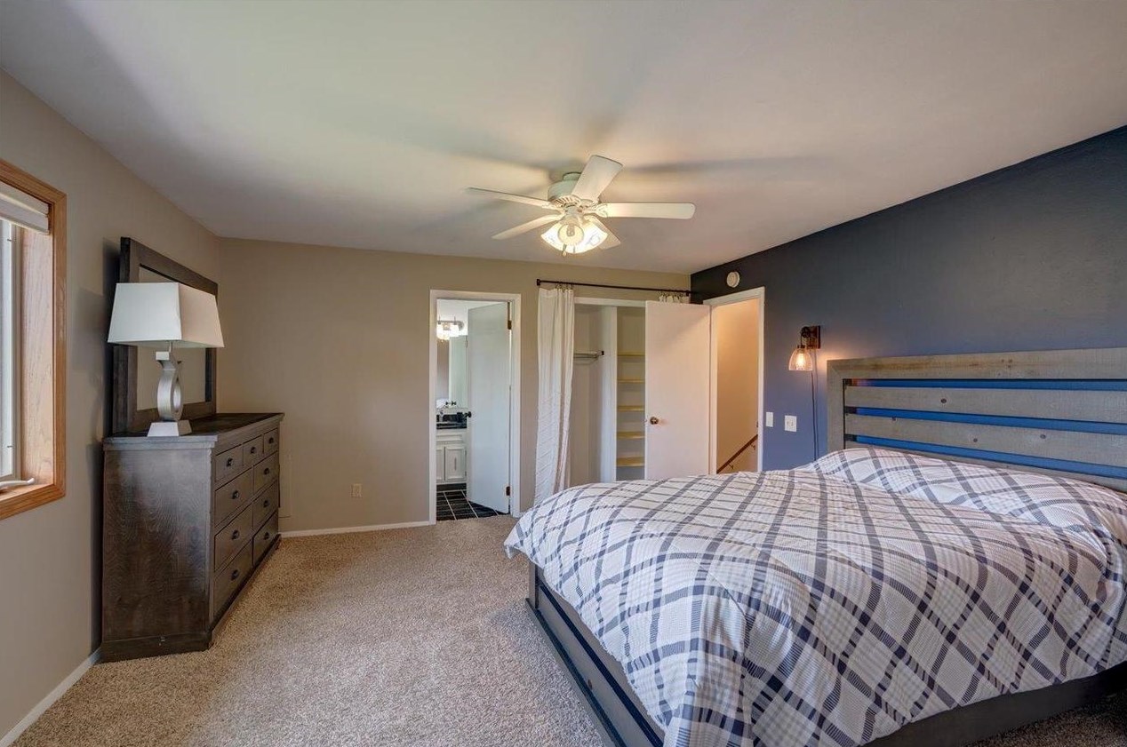 6532 Offshore Dr, Madison WI  53705-4234 exterior