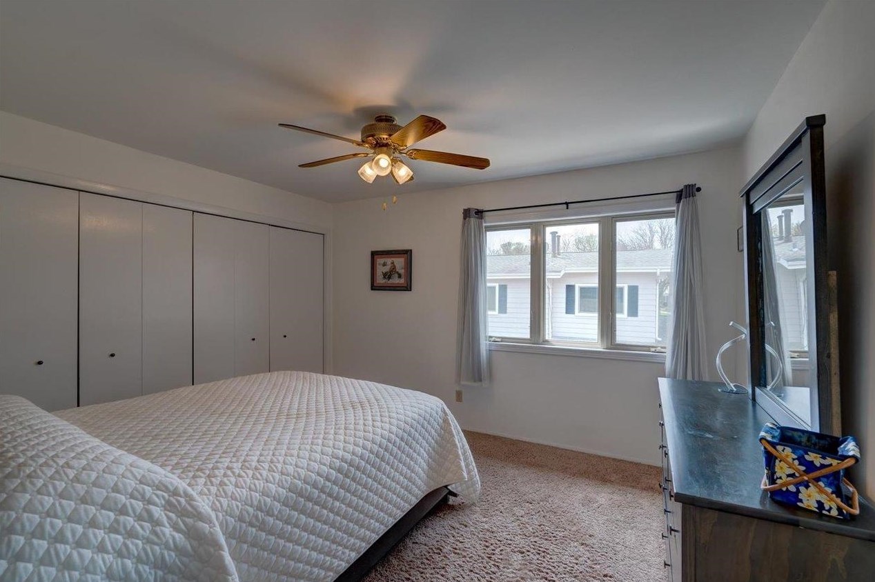6532 Offshore Dr, Madison WI  53705-4234 exterior