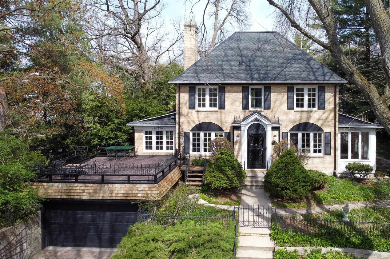 3406 Viburnum Dr, Madison, WI 53705