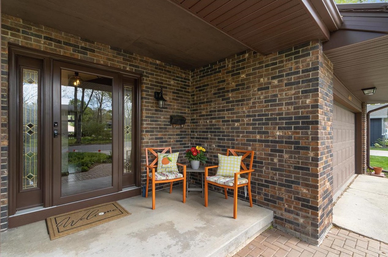 609 Chatham Ter, Madison, WI 53711-1504