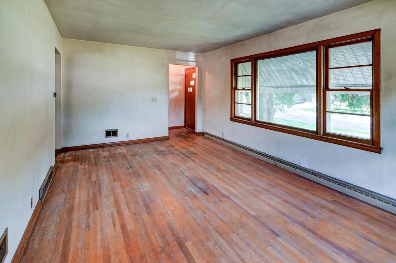 425 Kedzie St, Madison, WI 53704-5013