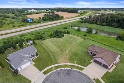 100 Honeycrisp Drive, Beaver Dam, WI 53916 - Photo 2