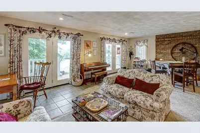 5525 Portage Road, Madison, WI 53704 - Photo 12