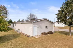 2701 E Main St, Reedsburg, WI 53959 - Photo 36