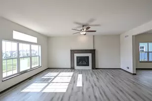44 Windflower Wy, Mount Horeb, WI 53572 - Photo 10