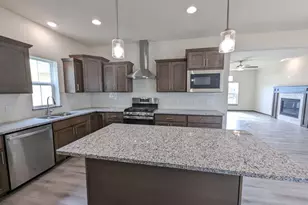 44 Windflower Wy, Mount Horeb, WI 53572 - Photo 16