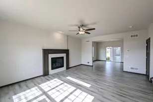 44 Windflower Wy, Mount Horeb, WI 53572 - Photo 6