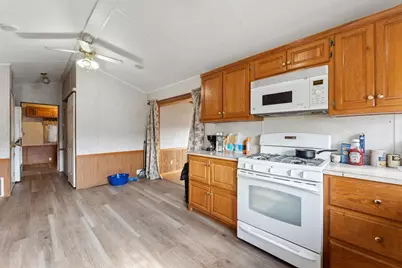 307 19th Hole Drive #L7, Wisconsin Dells, WI 53965 - Photo 6