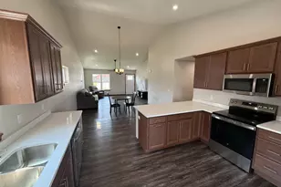 1062 Armida Ct, Reedsburg, WI 53959 - Photo 12