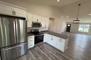 1044 Armida Ct, Reedsburg, WI 53959 - Photo 12