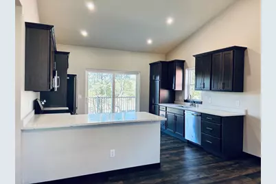 1059 Armida Court, Reedsburg, WI 53959 - Photo 16