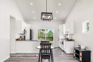 1079 Armida Ct, Reedsburg, WI 53959 - Photo 4