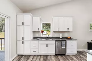 1079 Armida Ct, Reedsburg, WI 53959 - Photo 8