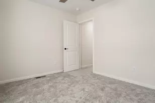 3156 S Bartells Dr, Beloit, WI 53511 - Photo 34