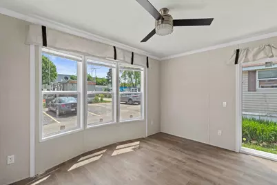 10211 W Greenfield Avenue #9, West Allis, WI 53214 - Photo 6