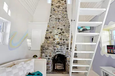 608 N Grandview Boulevard, Waukesha, WI 53188 - Photo 4