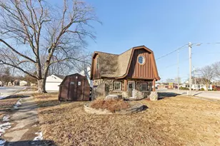 608 N Grandview Blvd, Waukesha, WI 53188 - Photo 22
