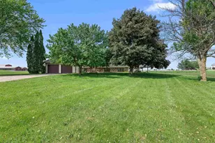 N12086 N Parish Rd, Markesan, WI 53946 - Photo 26