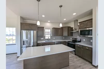 36 Windflower Way, Mount Horeb, WI 53572 - Photo 4