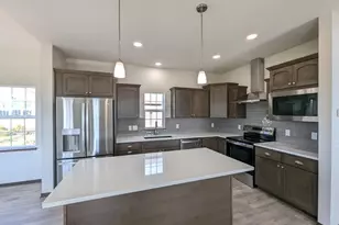 36 Windflower Wy, Mount Horeb, WI 53572 - Photo 4