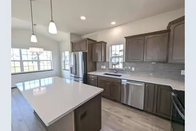 36 Windflower Way, Mount Horeb, WI 53572 - Photo 8