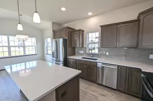 36 Windflower Wy, Mount Horeb, WI 53572 - Photo 8