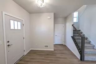 6631 Junco Dr, Middleton, WI 53562 - Photo 6