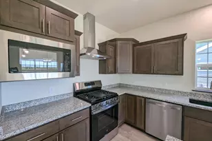 6634 Linnet Ln, Middleton, WI 53562 - Photo 4