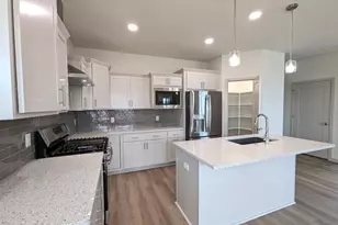 6661 Redpoll Rd, Middleton, WI 53562 - Photo 8