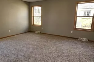 915 Sutherland Ave, Janesville, WI 53545 - Photo 16